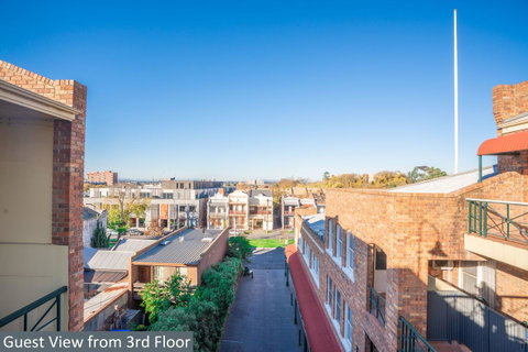 Clocktower Apartment Hotel - Accommodation Guide 17