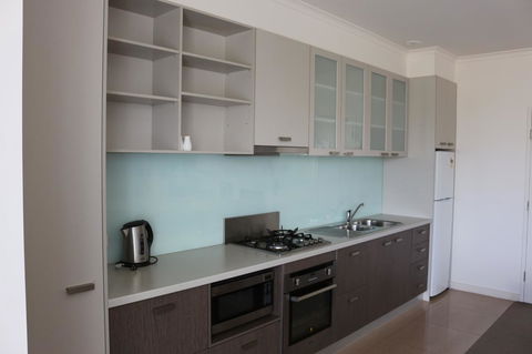 Bairnsdale International - Accommodation Asia 13