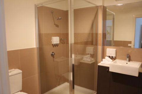 Bairnsdale International - Accommodation Asia 27