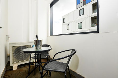 Melbourne Knox Central Apartment Hotel Official - Accommodation Guide 29