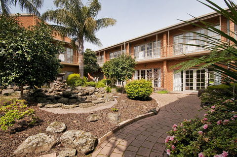 Quality Hotel Melbourne Airport - Accommodation Asia 14
