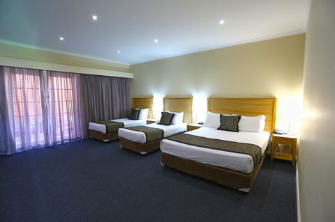Quality Hotel Melbourne Airport - Accommodation Asia 26