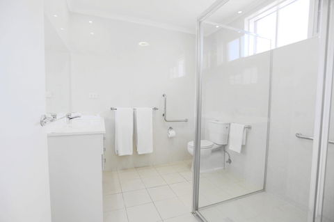 Quality Hotel Melbourne Airport - Accommodation Asia 30