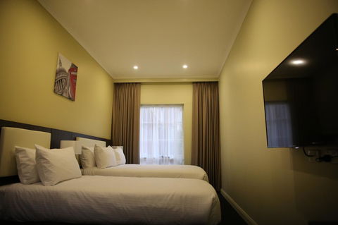 Quality Hotel Melbourne Airport - Accommodation Asia 41