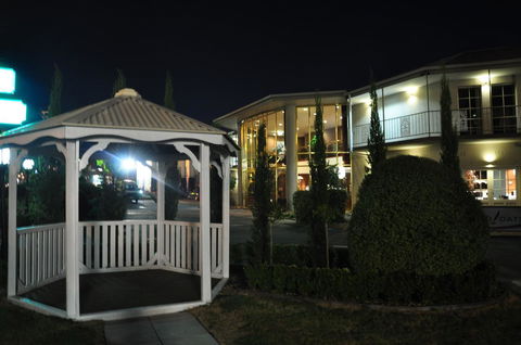 Quality Hotel Melbourne Airport - Accommodation Asia 12