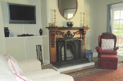 Fairbank House - Accommodation Asia 6