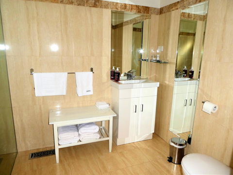 Fairbank House - Accommodation Asia 8