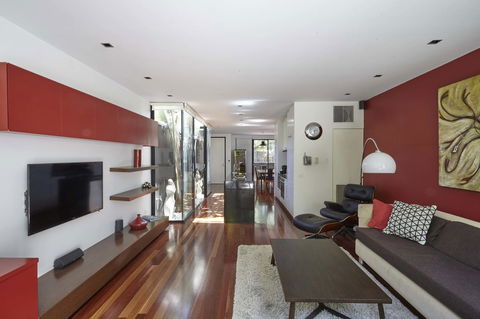Middle Park In Vogue - Rejuvenate Stays - Accommodation Guide 12
