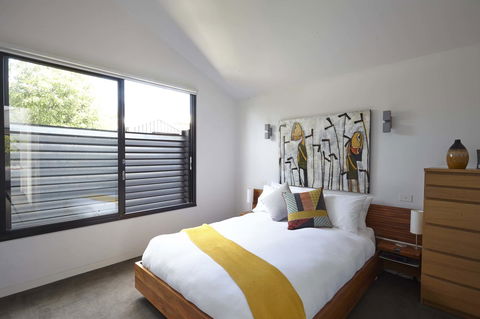 Middle Park In Vogue - Rejuvenate Stays - Accommodation Guide 2
