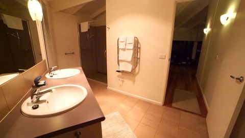 Limosa Rise - Accommodation Asia 4