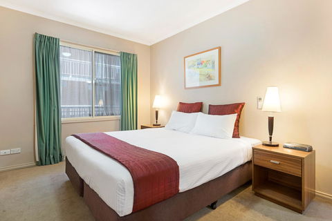 Punt Road Apartment Hotel - Accommodation Guide 8