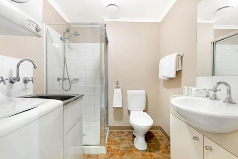 Punt Road Apartment Hotel - Accommodation Guide 10