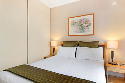 Punt Road Apartment Hotel - Accommodation Guide 11
