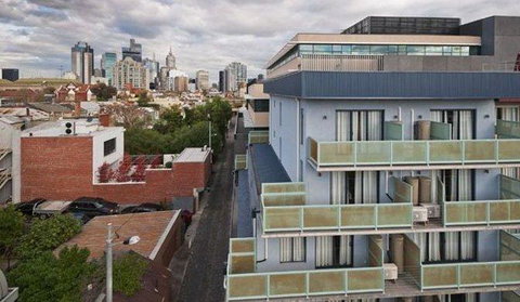 Carlton Lygon Lodge - Close To Melbourne Uni - Accommodation Guide 1