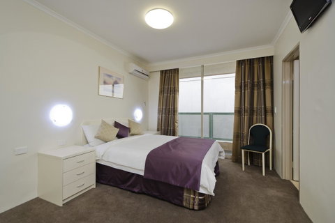 Carlton Lygon Lodge - Close To Melbourne Uni - Accommodation Guide 9