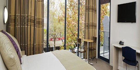 Carlton Lygon Lodge - Close To Melbourne Uni - Accommodation Guide 7