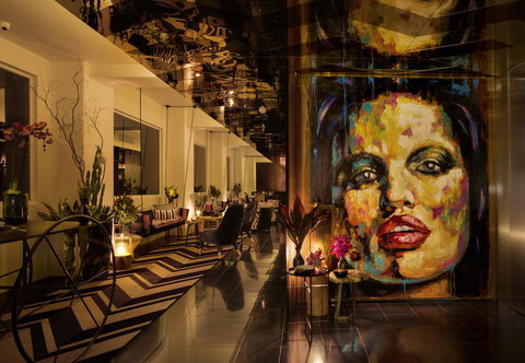 Adelphi Hotel - Accommodation Asia 9