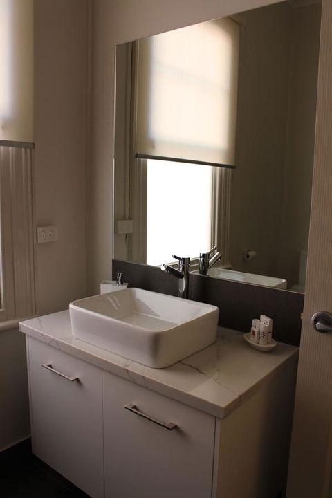 Abbey View - Accommodation Asia 17