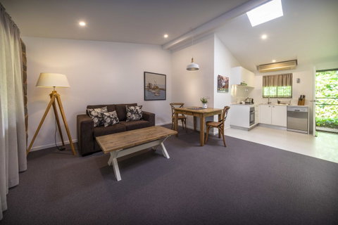 Bright Mystic Valley - Accommodation Guide 6