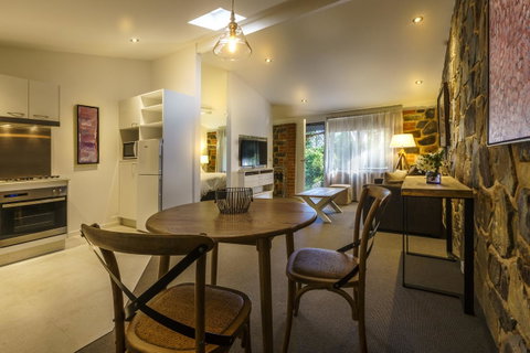 Bright Mystic Valley - Accommodation Guide 0