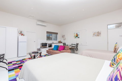 Cottages For Couples - Accommodation Guide 8