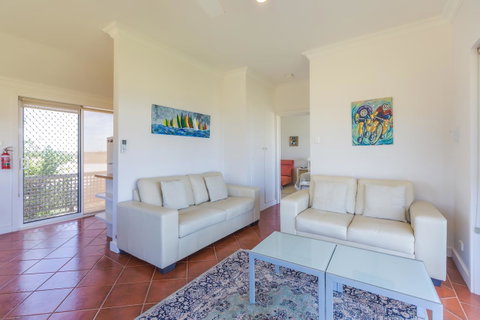 Cottages For Couples - Accommodation Guide 23