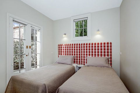 Camellia Cottage - Accommodation Asia 3