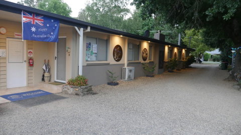 Adina Lodge Holiday Apartments - Accommodation Guide 4