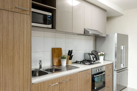 Water Views, Lovely 2BRs, Free Tram Zone, Close To Everything! - Accommodation Asia 16