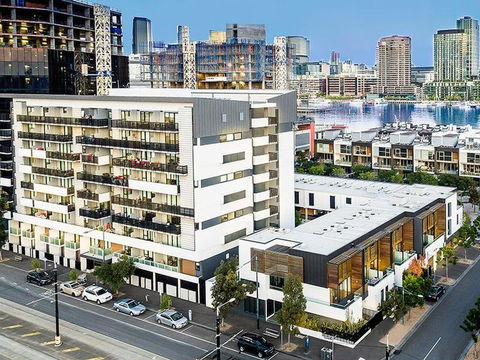 Water Views, Lovely 2BRs, Free Tram Zone, Close To Everything! - Accommodation Asia 18