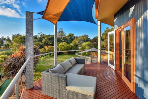 The Blue House - Rye Family Entertainer - Accommodation Guide 1