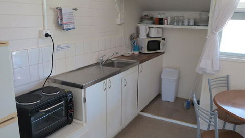 The Captain's Manor On Cook Unit 5 - Accommodation Asia 2