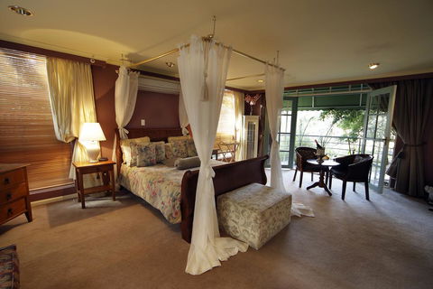 The Castle - Villa By The Sea - Accommodation Asia 0