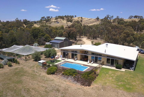 The Chocolate Lily Bed & Breakfast - Accommodation Asia 2