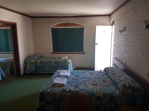 The Club Hotel - Accommodation Guide 3