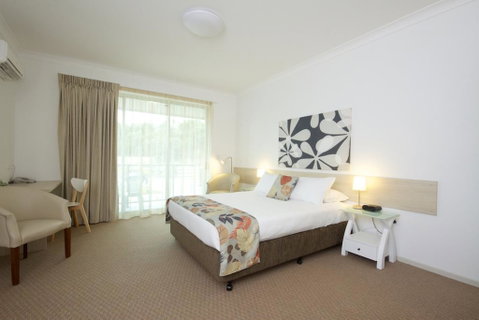The Coast Motel - Accommodation Guide 3