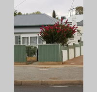The Comfort Cottage on Williams
