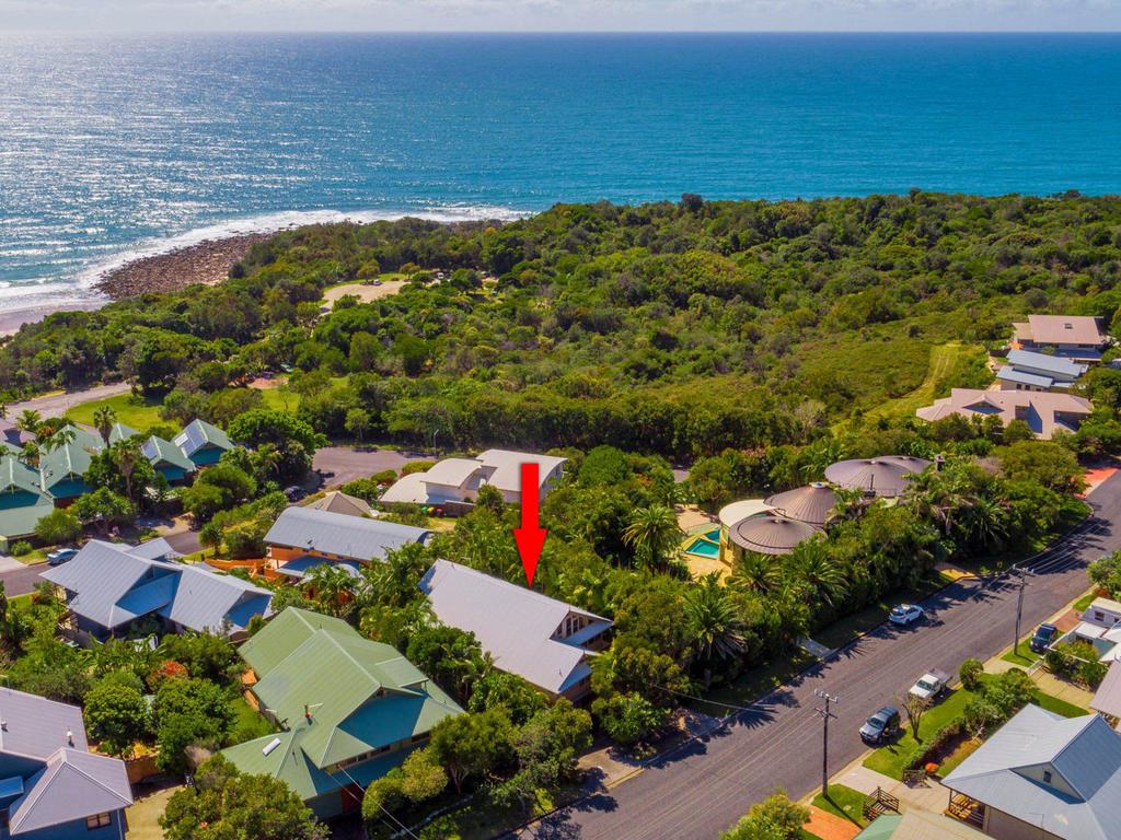 Micalo Island NSW Accommodation Guide