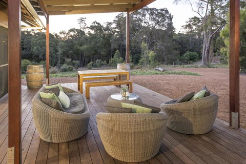 The Deck - Accommodation Asia 1