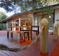 The Decks  Silverleaves - Accommodation Guide