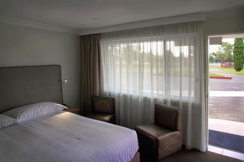 The Duck Inn Apartments - Accommodation Asia 1