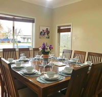 The Entertainer - Downtown Orange Sleeps 11 - Accommodation Asia