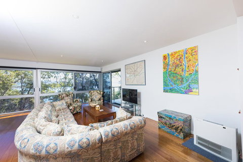 The Folly - Accommodation Asia 2