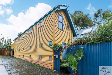 The Gatehouse - Light Filled Cottage In The Leafy Suburb Of Hawthorn - Accommodation Guide 3