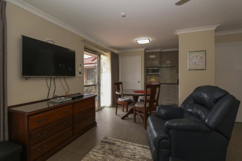 The Good Life B&B - Accommodation Guide 1