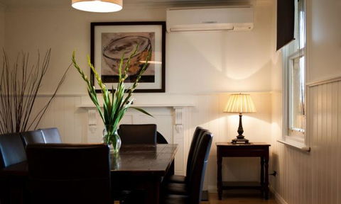 The Gums - Accommodation Guide 2