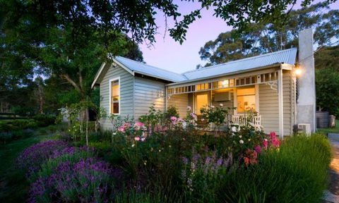 The Gums - Accommodation Guide 0