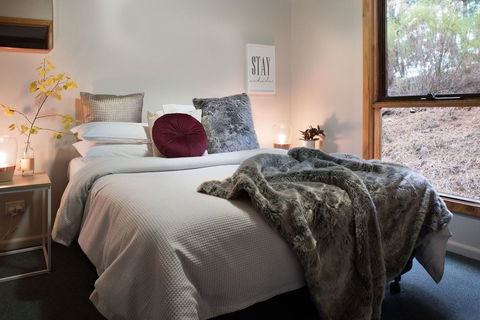 The Lodge Daylesford - Accommodation Guide 2