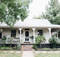 The Main House at Poets Lodge - Accommodation Asia