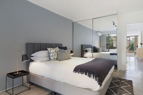 The Most Convenient Location In Town - Accommodation Asia 1